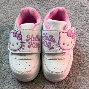 EUC Hello Kitty Toddler Girls size 6 Sneakers - White and Pink Delight